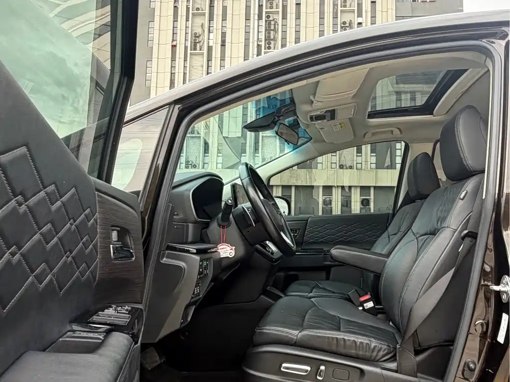Honda Elysion — миниатюра 23