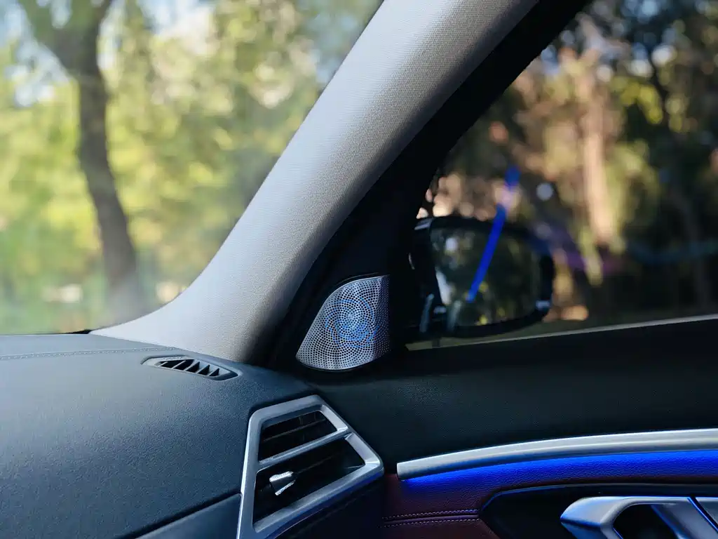 BMW i3 — миниатюра 12