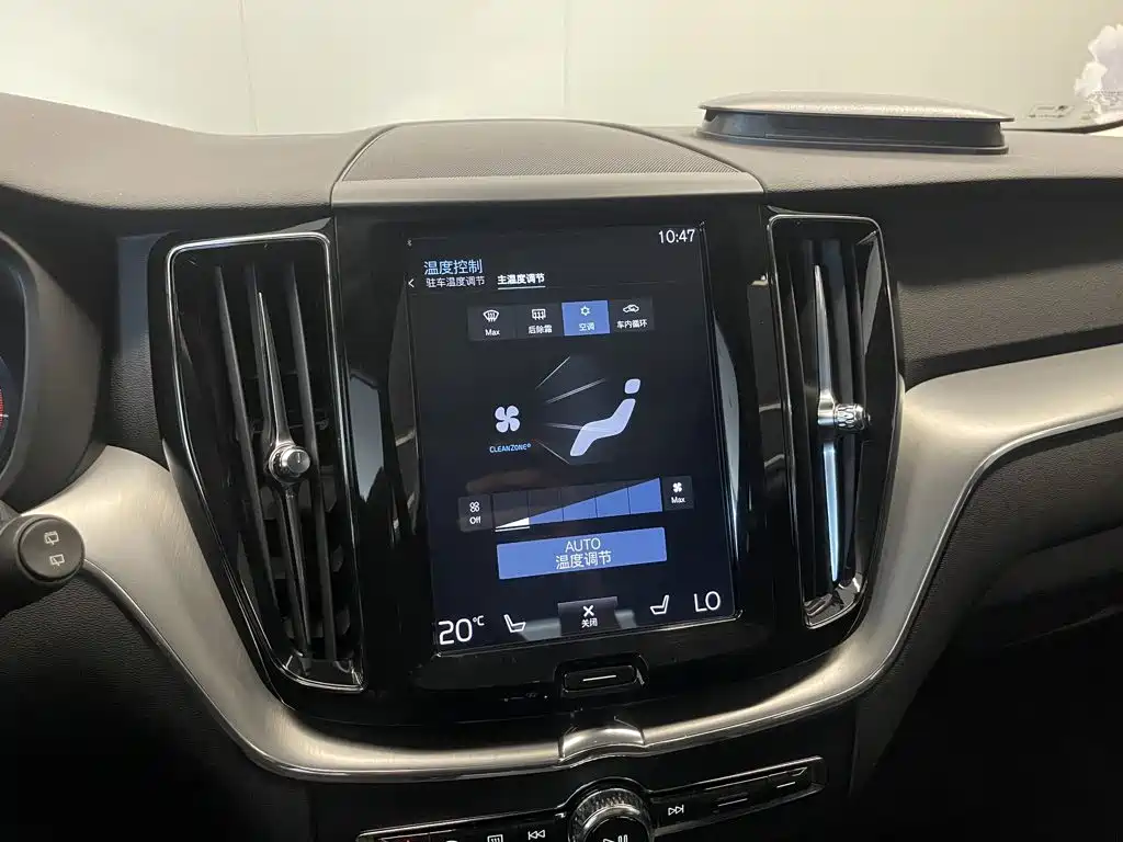 Volvo XC60 — миниатюра 26