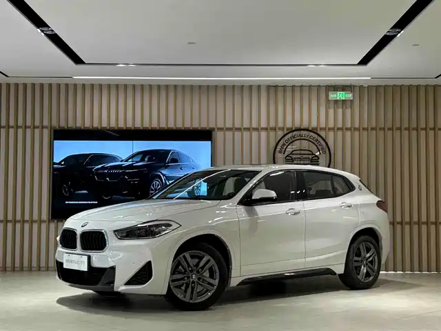 BMW X2