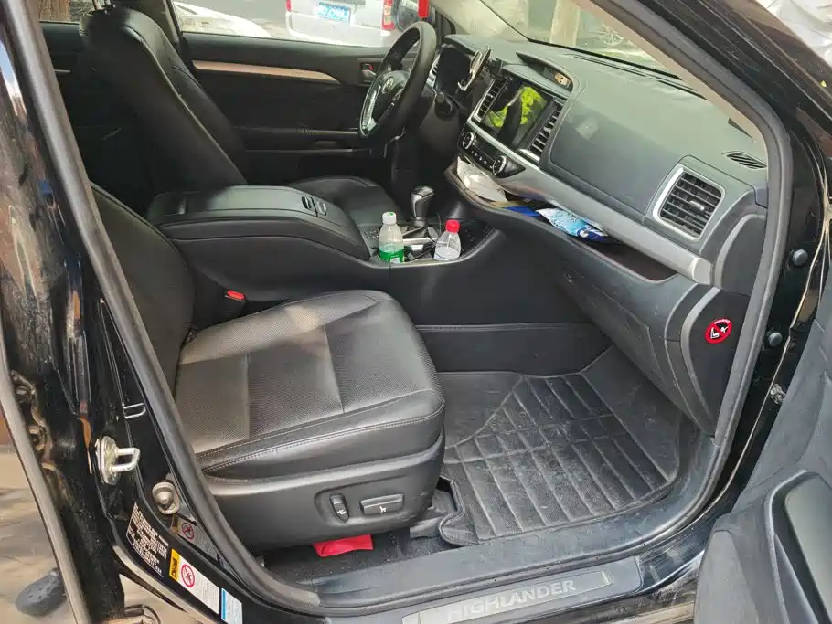 Toyota Highlander — миниатюра 8