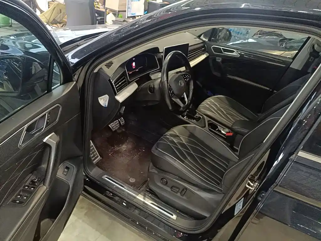Volkswagen Tiguan L — миниатюра 16