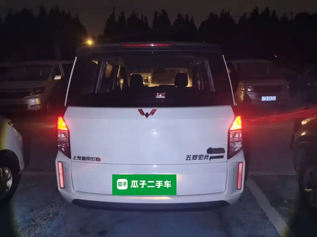 Wuling Hongguang PLUS — миниатюра 6