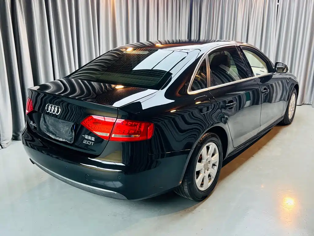 Audi A4L — миниатюра 4