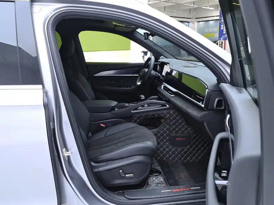 Geely Xingyue L — миниатюра 8