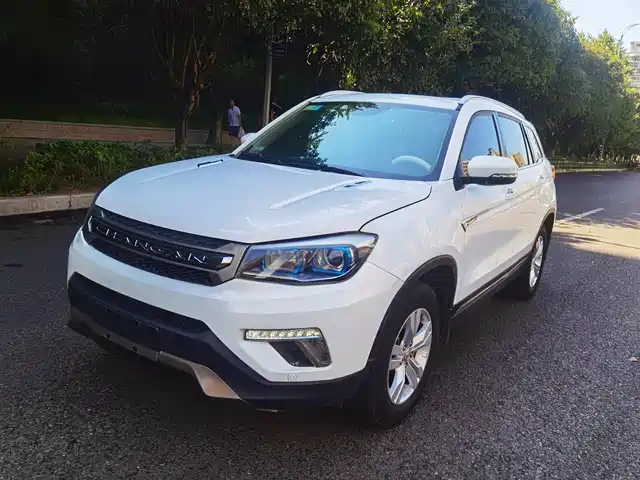 2017 Changan CS75