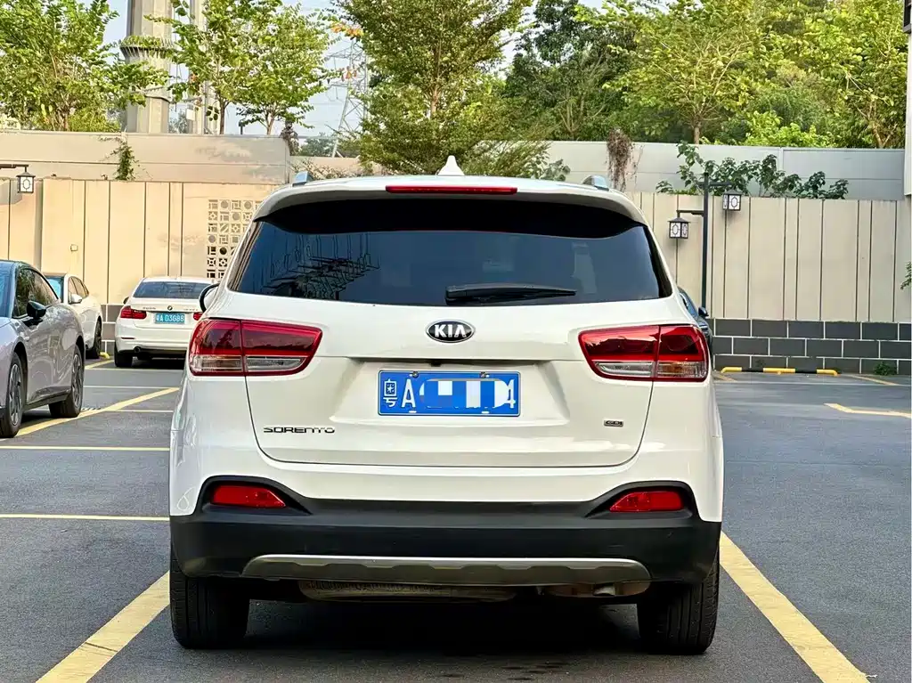 Kia Sorento — миниатюра 5