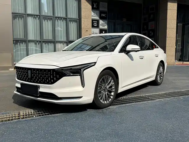 2021 Bestune B70