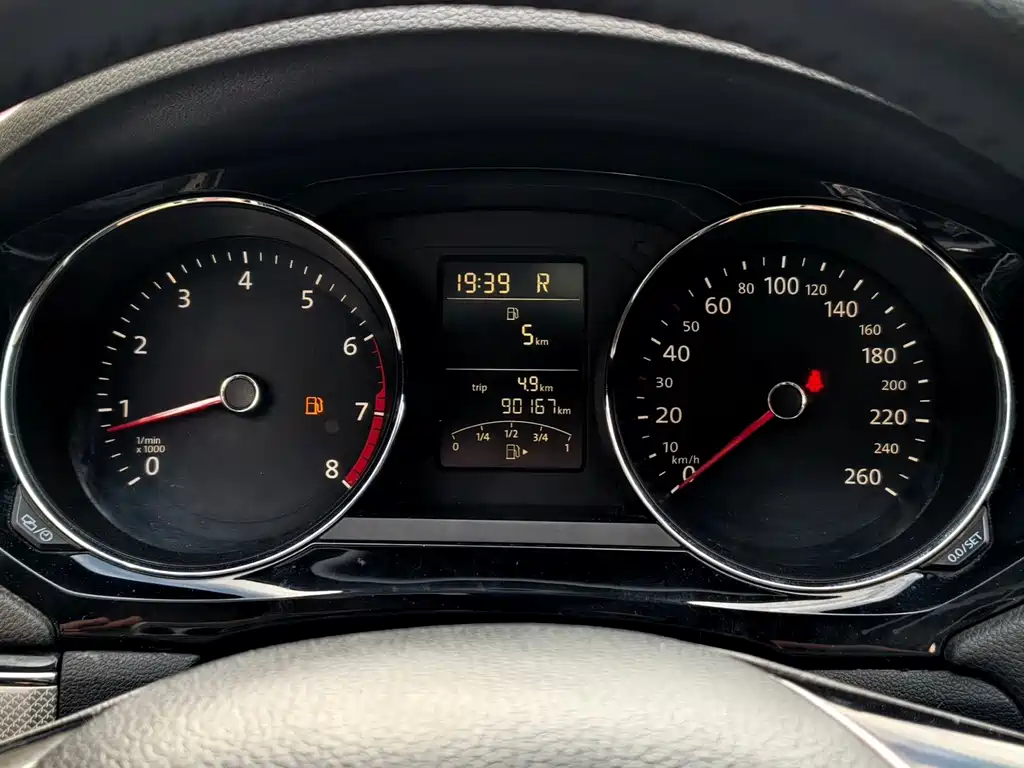 Volkswagen Sagitar — миниатюра 7