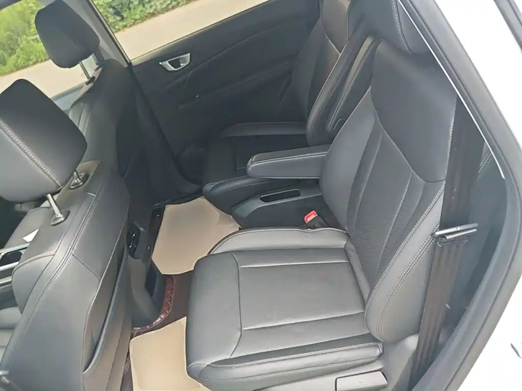 Wuling Jiachen — миниатюра 17