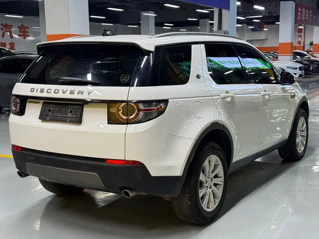 Land Rover Discovery Sport — миниатюра 6