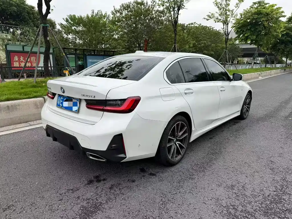 BMW 3 Series — миниатюра 4
