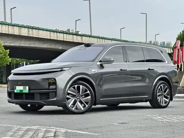 2023 Li Xiang L9