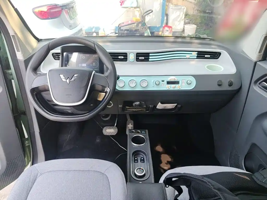 Wuling MINIEV — миниатюра 10