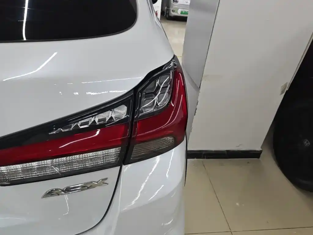 Mitsubishi ASX — миниатюра 8