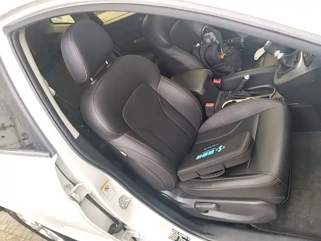 Haval M6 — миниатюра 25