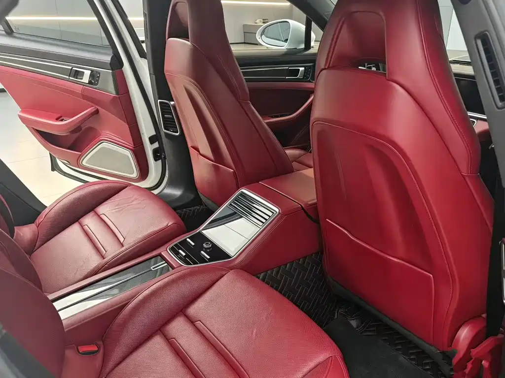 Porsche Panamera — миниатюра 4