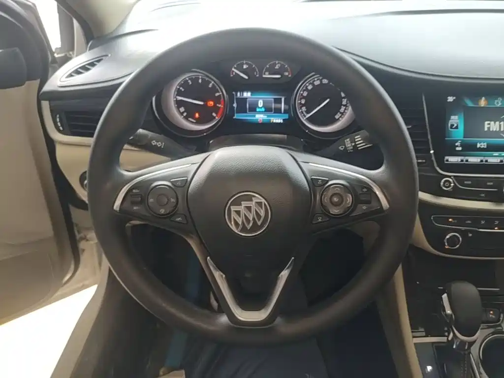 Buick Verano — миниатюра 11