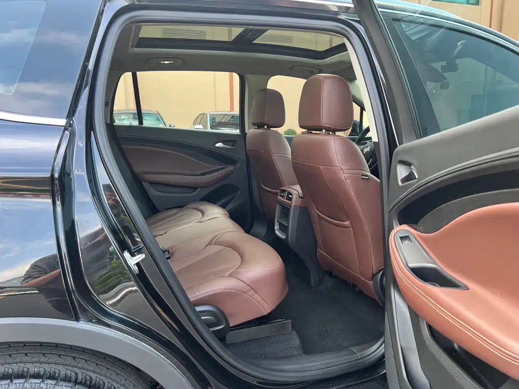 Buick Envision Plus — миниатюра 14
