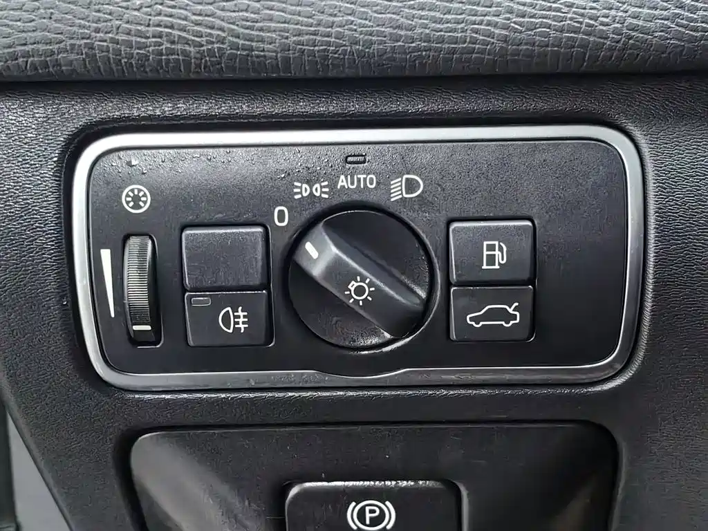 Volvo XC60 — миниатюра 21