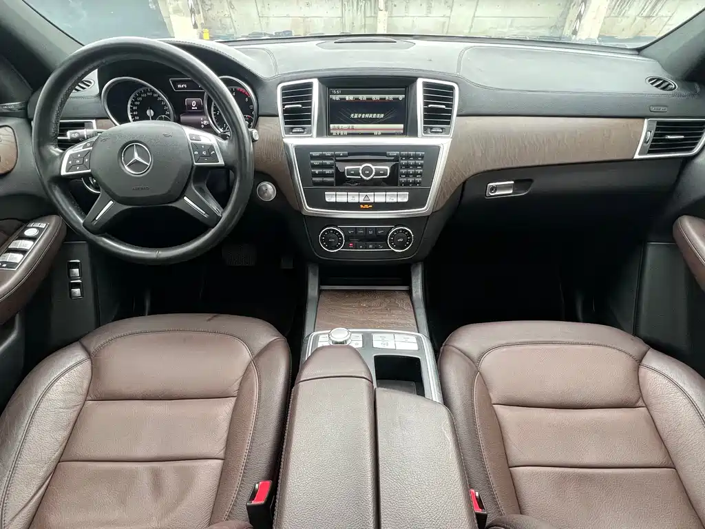 Mercedes-Benz GL-Class — миниатюра 11