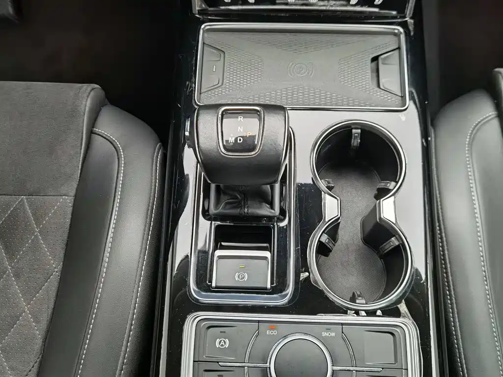 Hongqi Hongqi HS7 — миниатюра 13