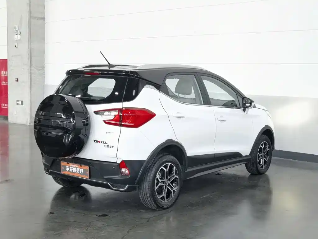 BYD Yuan Pro — миниатюра 2