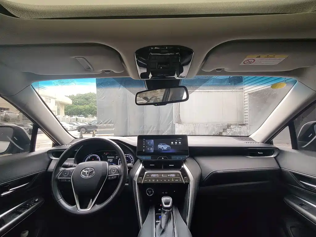 Toyota Harrier — миниатюра 14