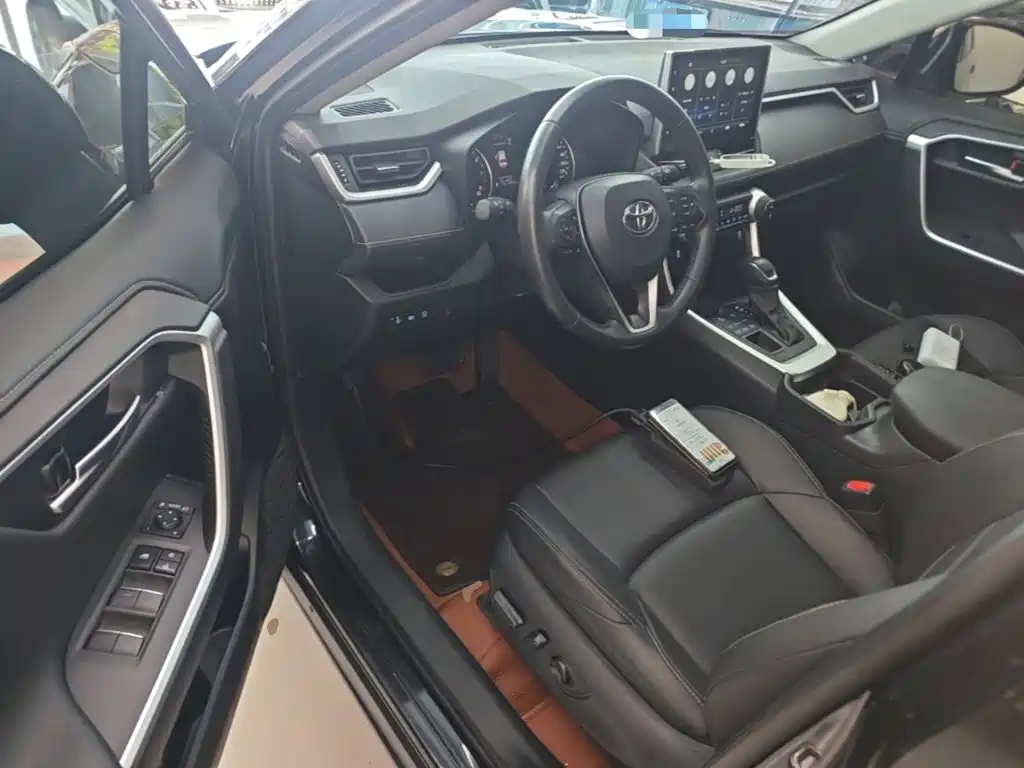 Toyota Wildlander — миниатюра 16
