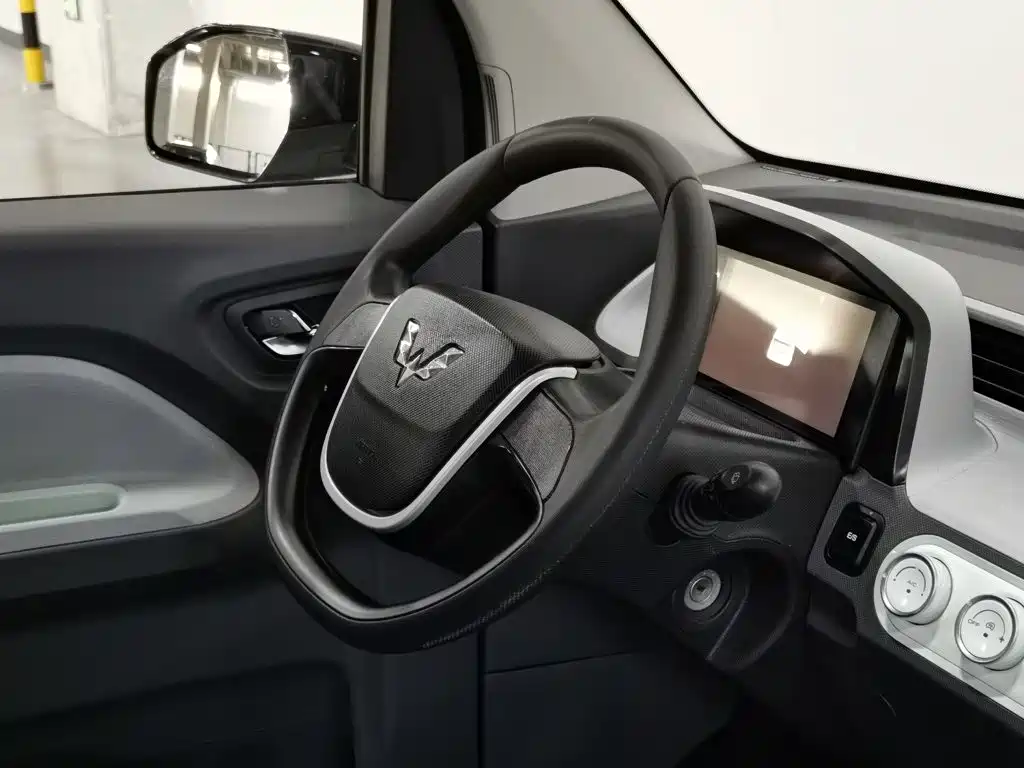 Wuling MINIEV — миниатюра 22