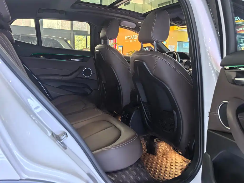 BMW X2 — миниатюра 13