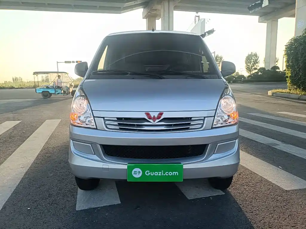 Wuling Rongguang S — миниатюра 3