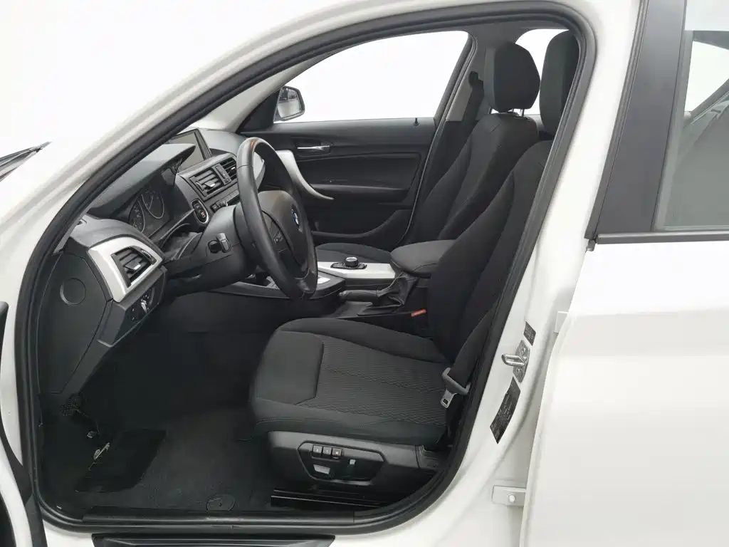 BMW 1 Series (Import) — миниатюра 10