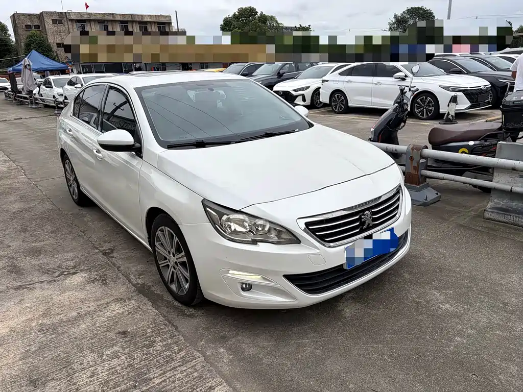 Peugeot 408 2014 1.8L AT Luxury