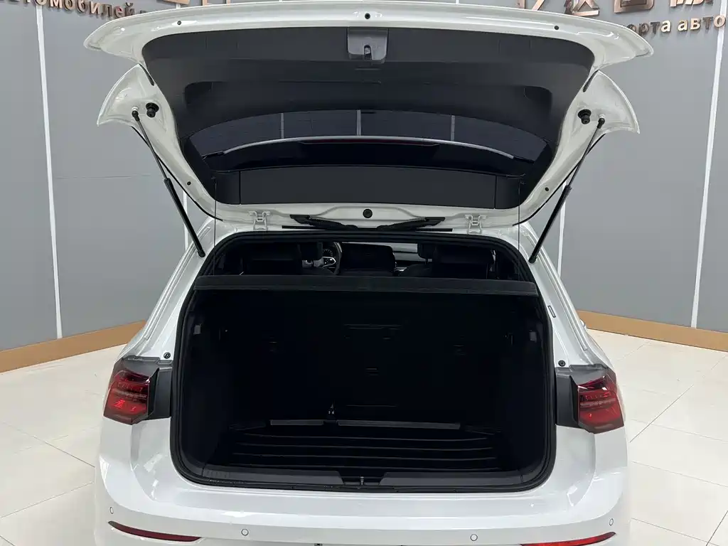 Volkswagen Golf — миниатюра 17