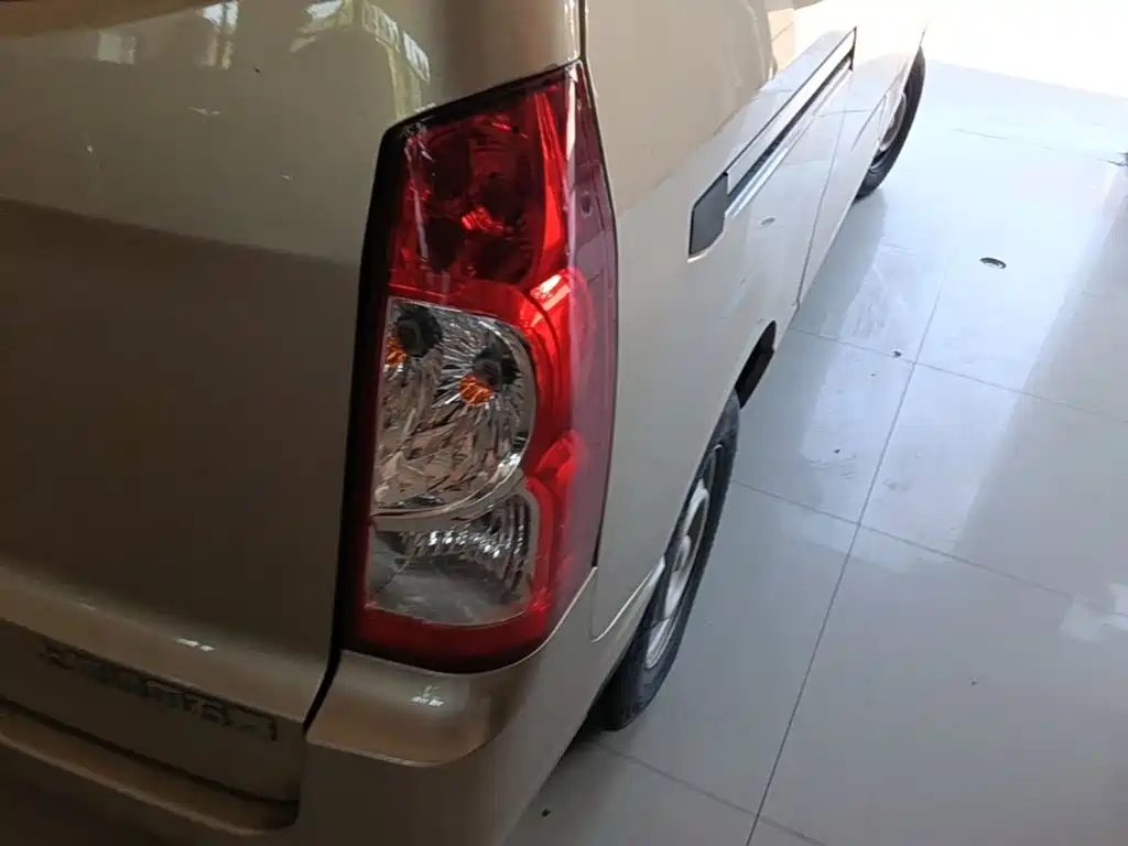 Wuling RongguangS S 2023 1.5L 5/7 мест