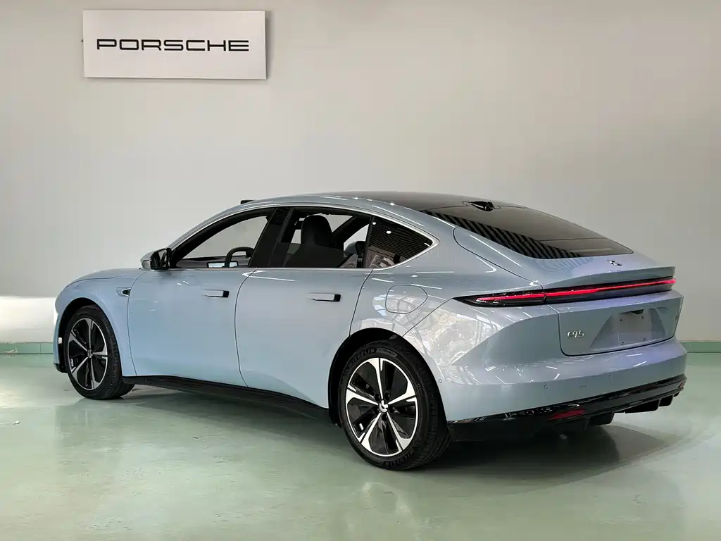 NIO ET5 — миниатюра 3