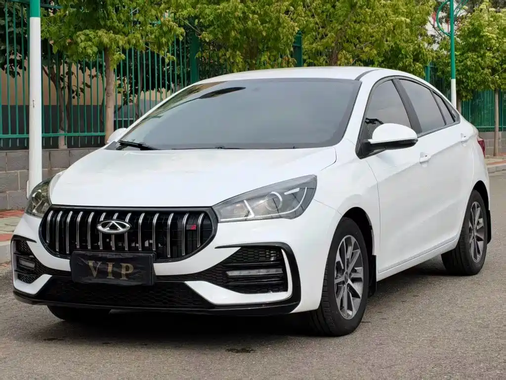 Chery Arrizo 5