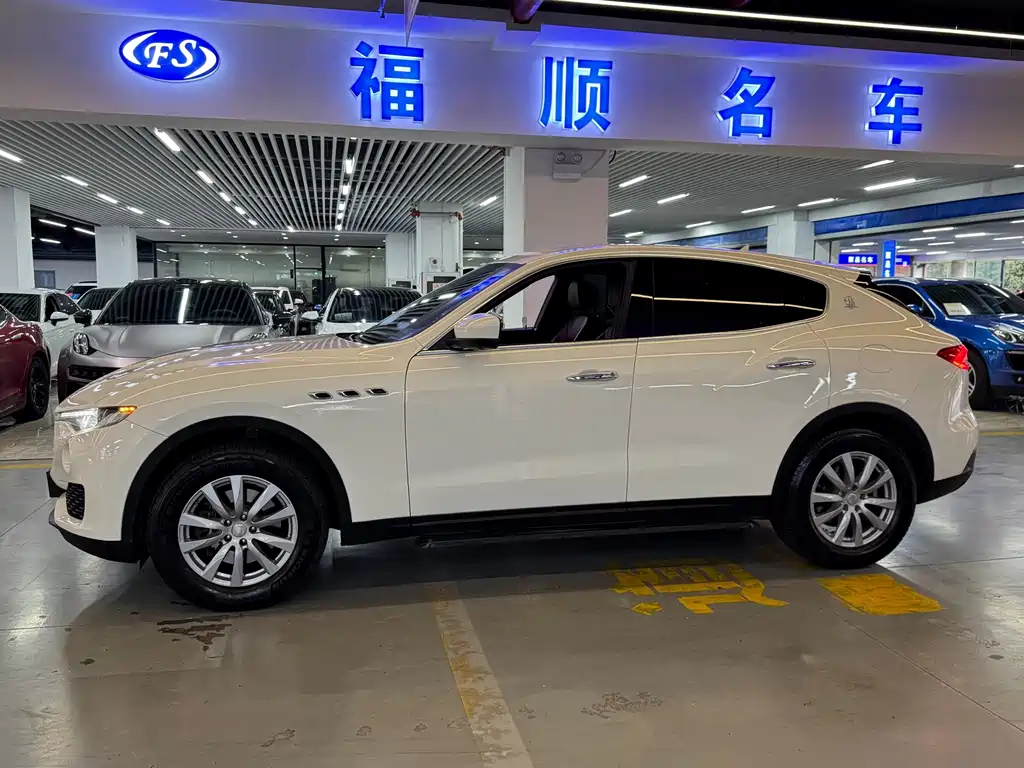 Maserati Levante — миниатюра 9