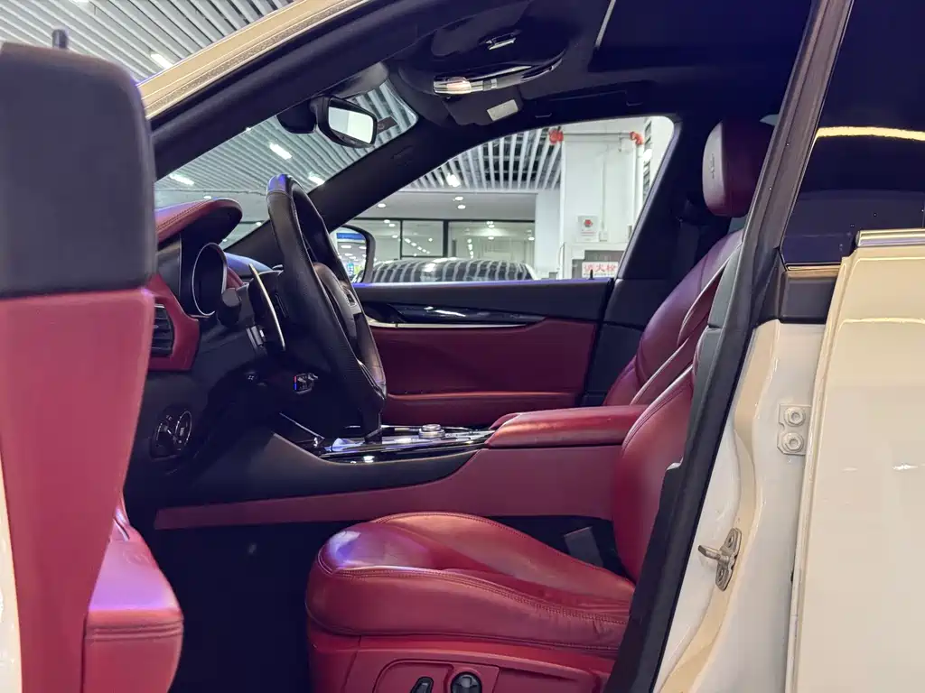 Maserati Levante — миниатюра 14