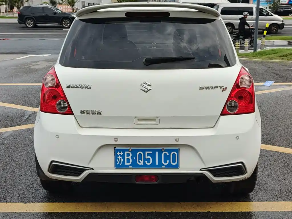 Suzuki Swift — миниатюра 5
