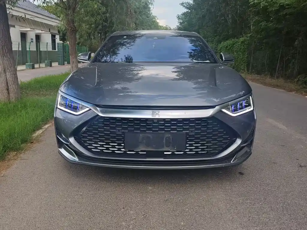 BYD Han — миниатюра 2