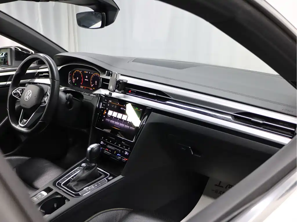 Volkswagen CC — миниатюра 17