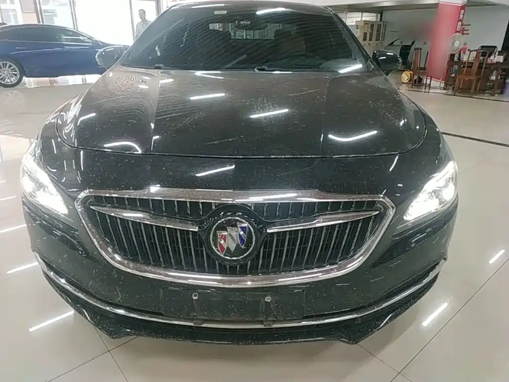 Buick LaCrosse — миниатюра 3
