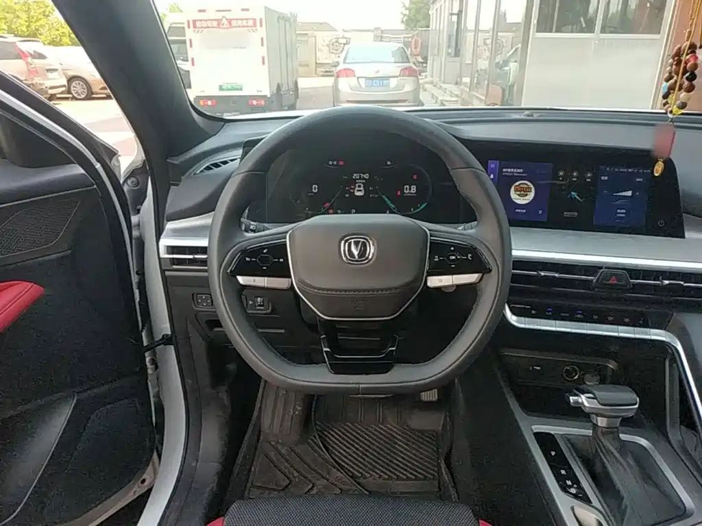Changan CS35PLUS — миниатюра 11