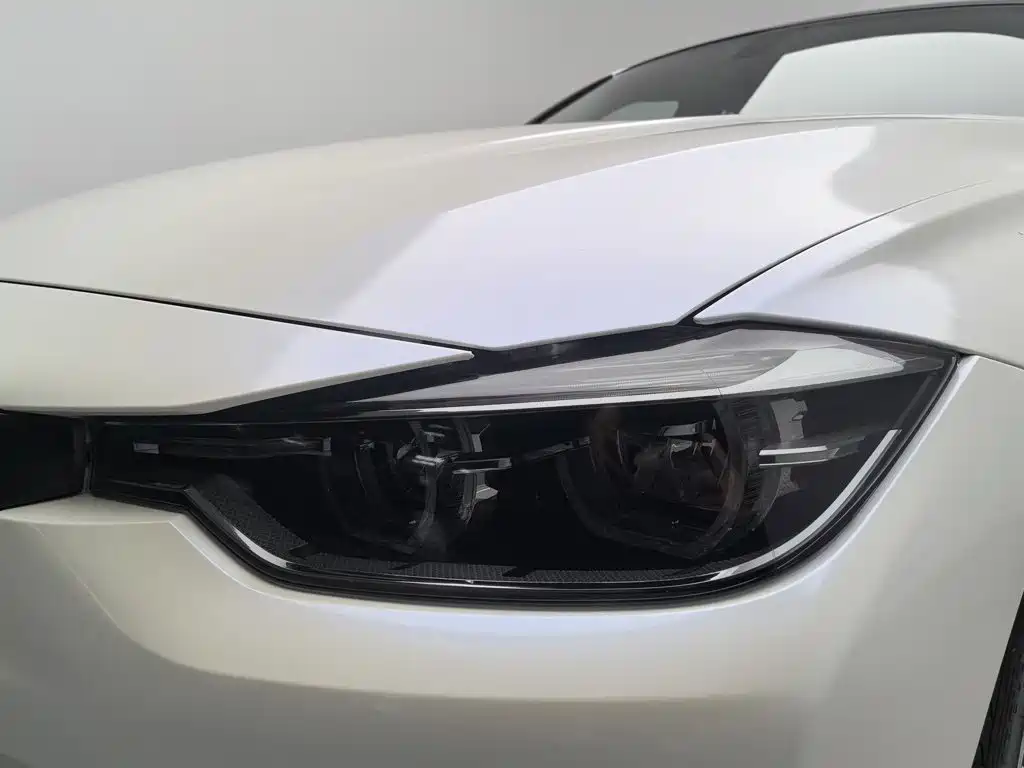 BMW 3 Series — миниатюра 7