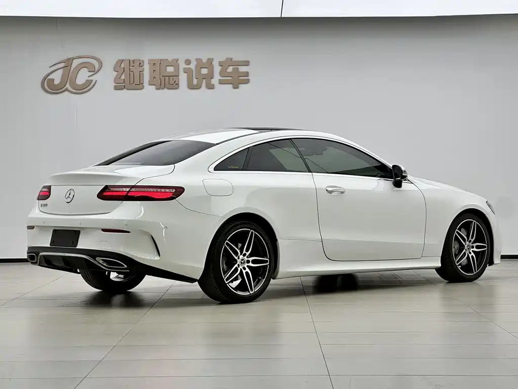 Mercedes-Benz E-Class (Import) — миниатюра 11