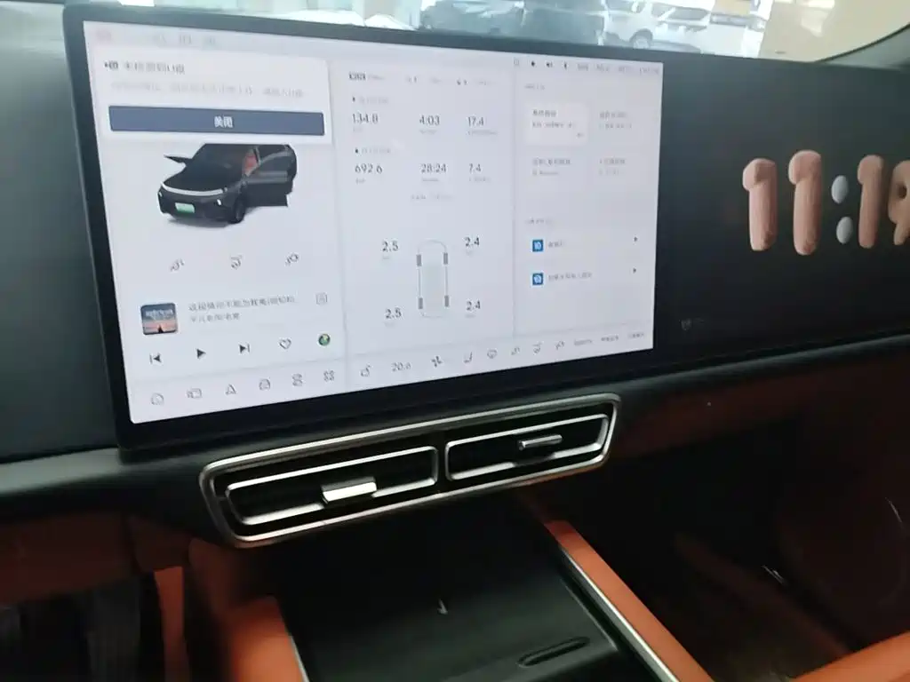 Li Auto Li L8 — миниатюра 13
