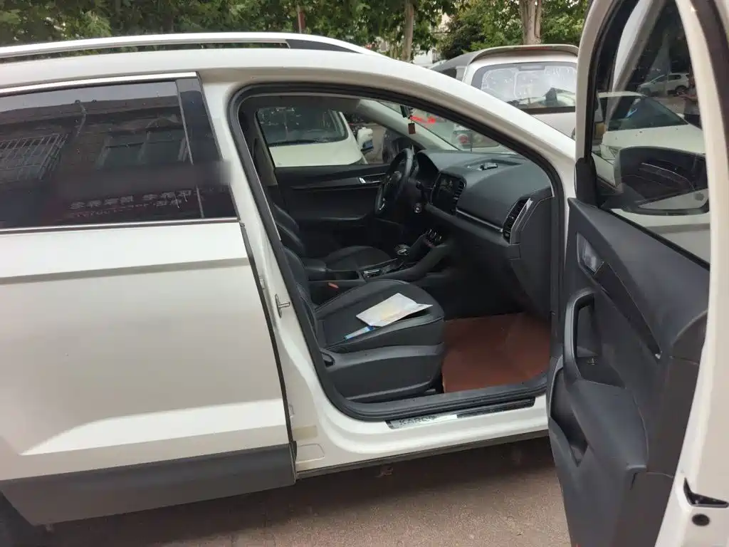 Skoda Karoq — миниатюра 20