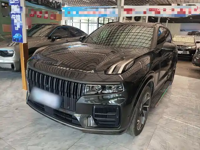 2022 Lynk & Co 09
